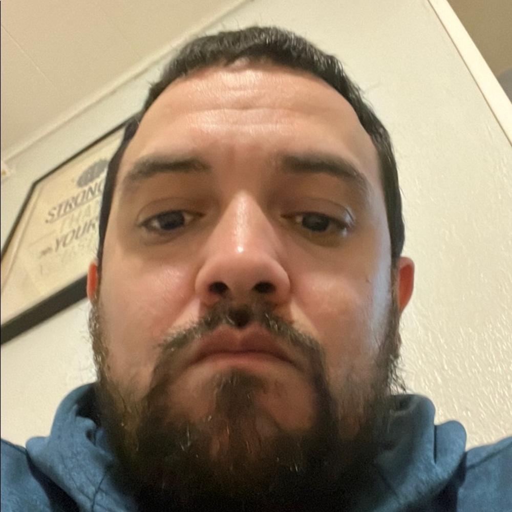 Meet your Posher, Carlos